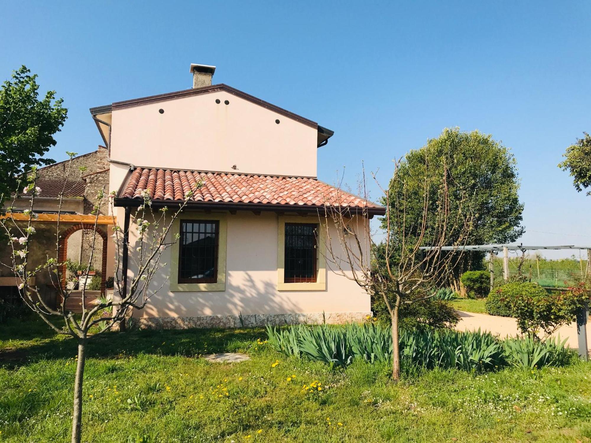 Una Casa Di Campagna Dossobuono Exteriér fotografie